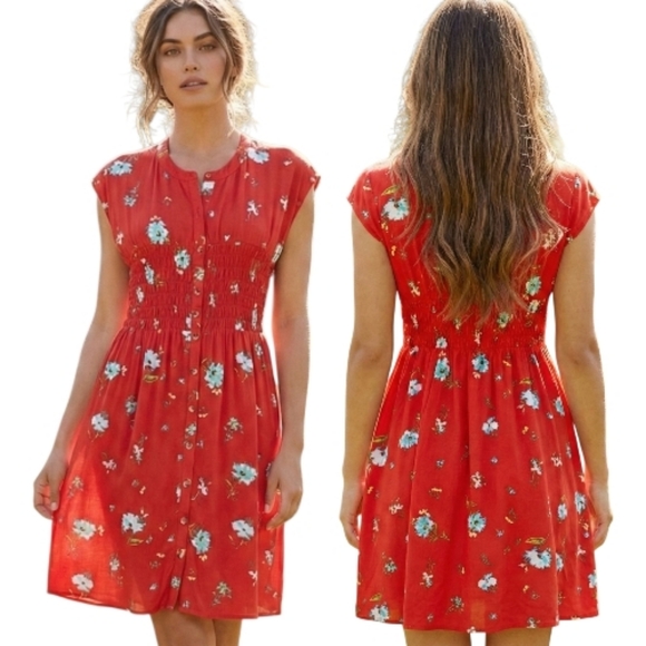 Free People Dresses & Skirts - FREE PEOPLE "Greatest Day" Floral Print Smocked Mini Dress - Size M